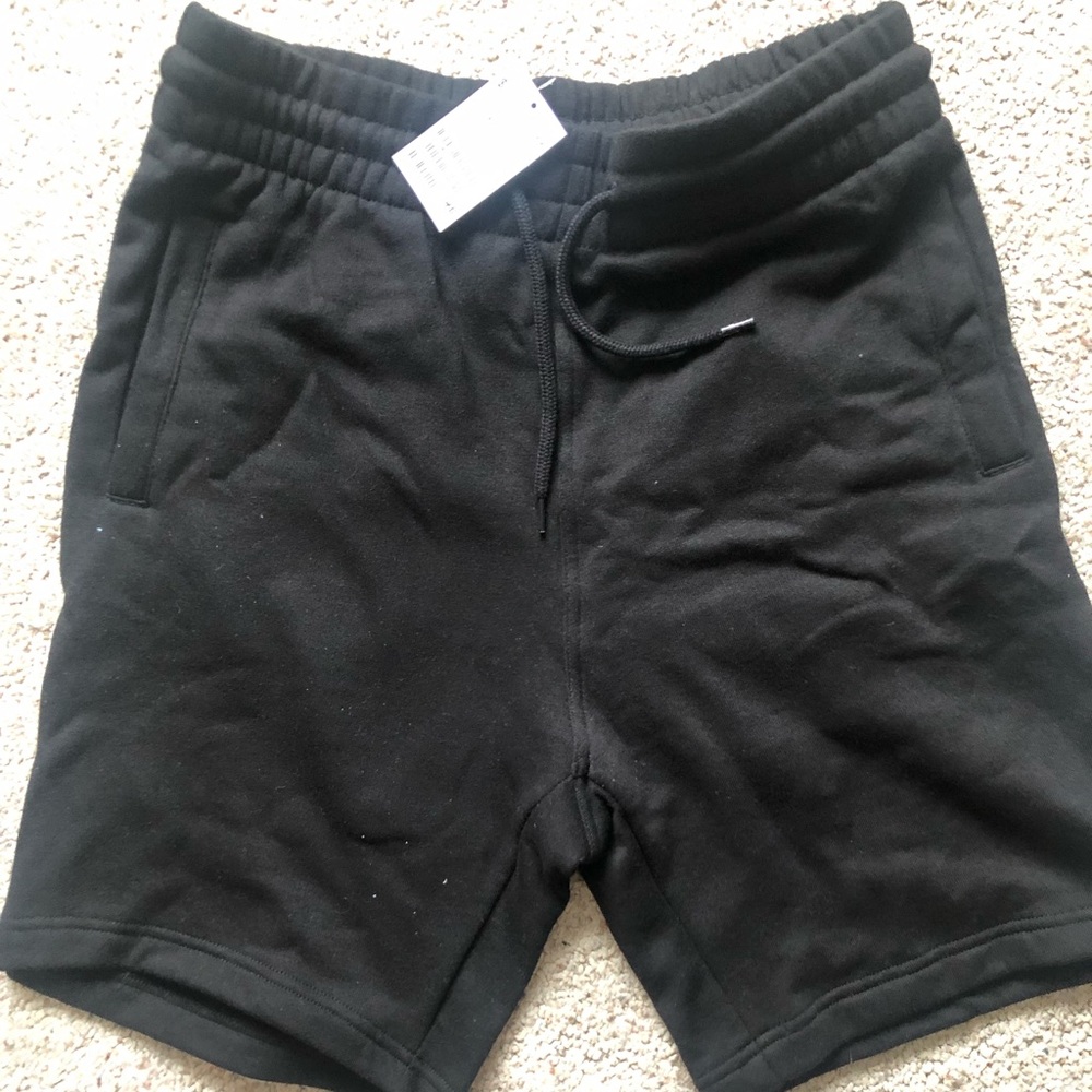 H&M men’s shorts size small.